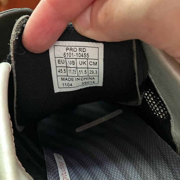 Specialized cycling cleats (new) - Picture 8 of 8